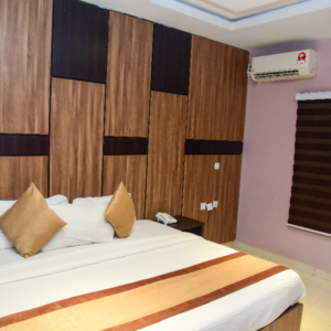 Alommah Delux Room 208