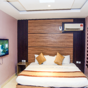 Alommah Deluxe Room 203
