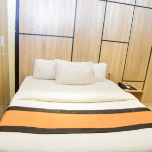 Alommah Standard Room 104